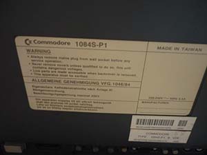 Commodore 1084S-P1 black Rear Side